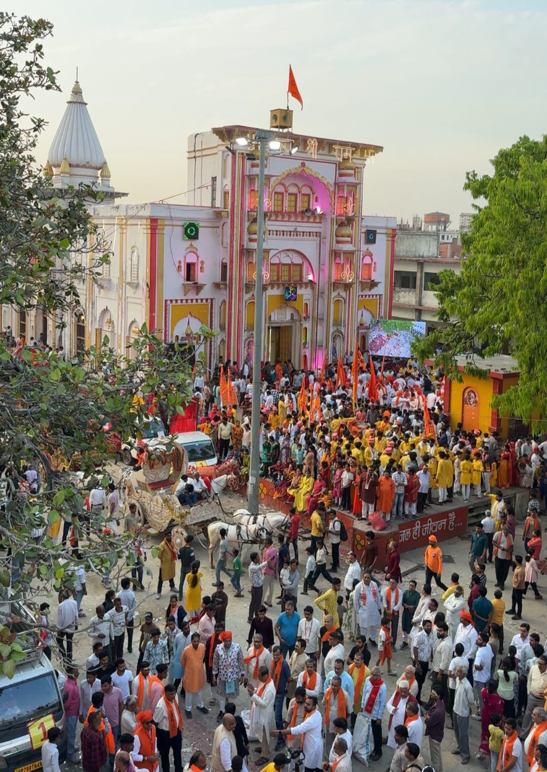 रामलला रावतपुर में रामनवमी महोत्सव की भव्य और विराट शोभायात्रा निकली, देखें वीडियो