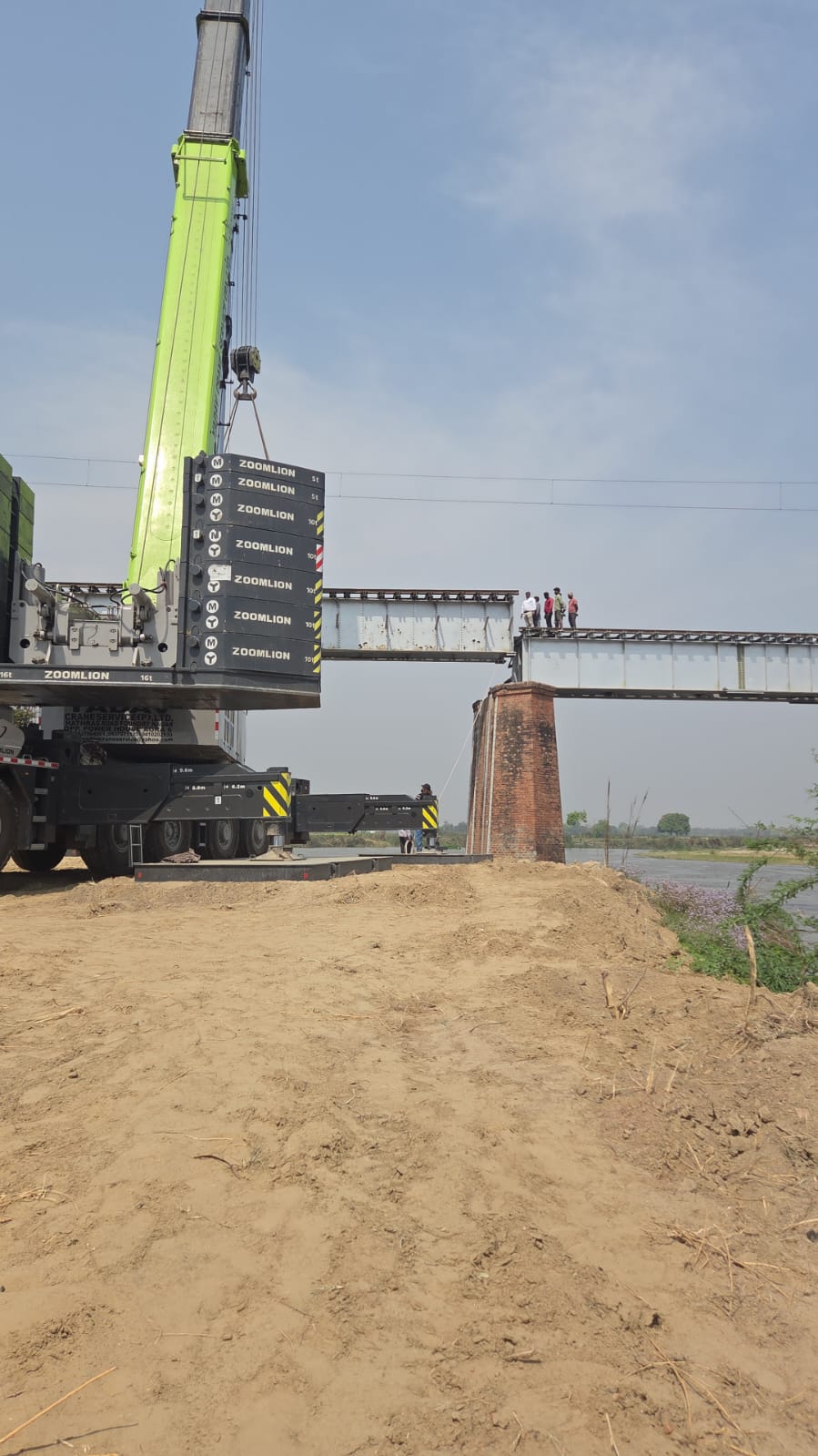 North Central Railway Successfully Re-girders the Bridge No. 136 on the Shikohabad-Farrukhabad Rail Section