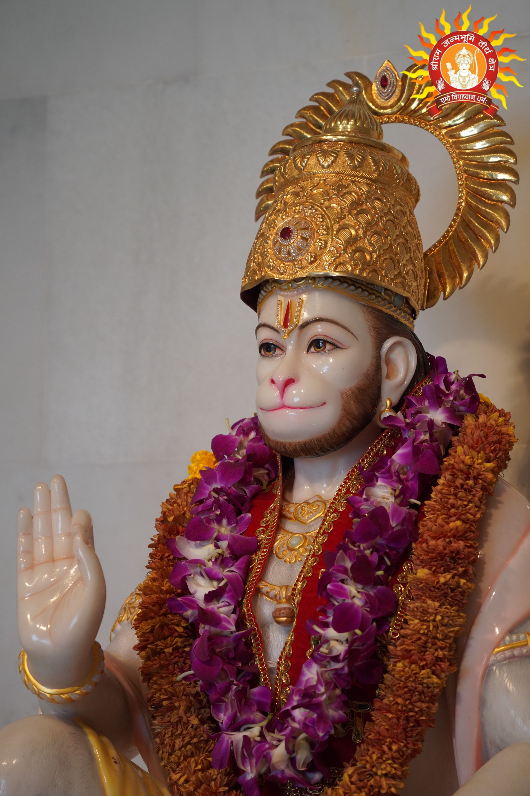 घर में हनुमानजी का चित्र होता है, वहां मंगल, शनि, पितृ और भूतादि का दोष नहीं रहता